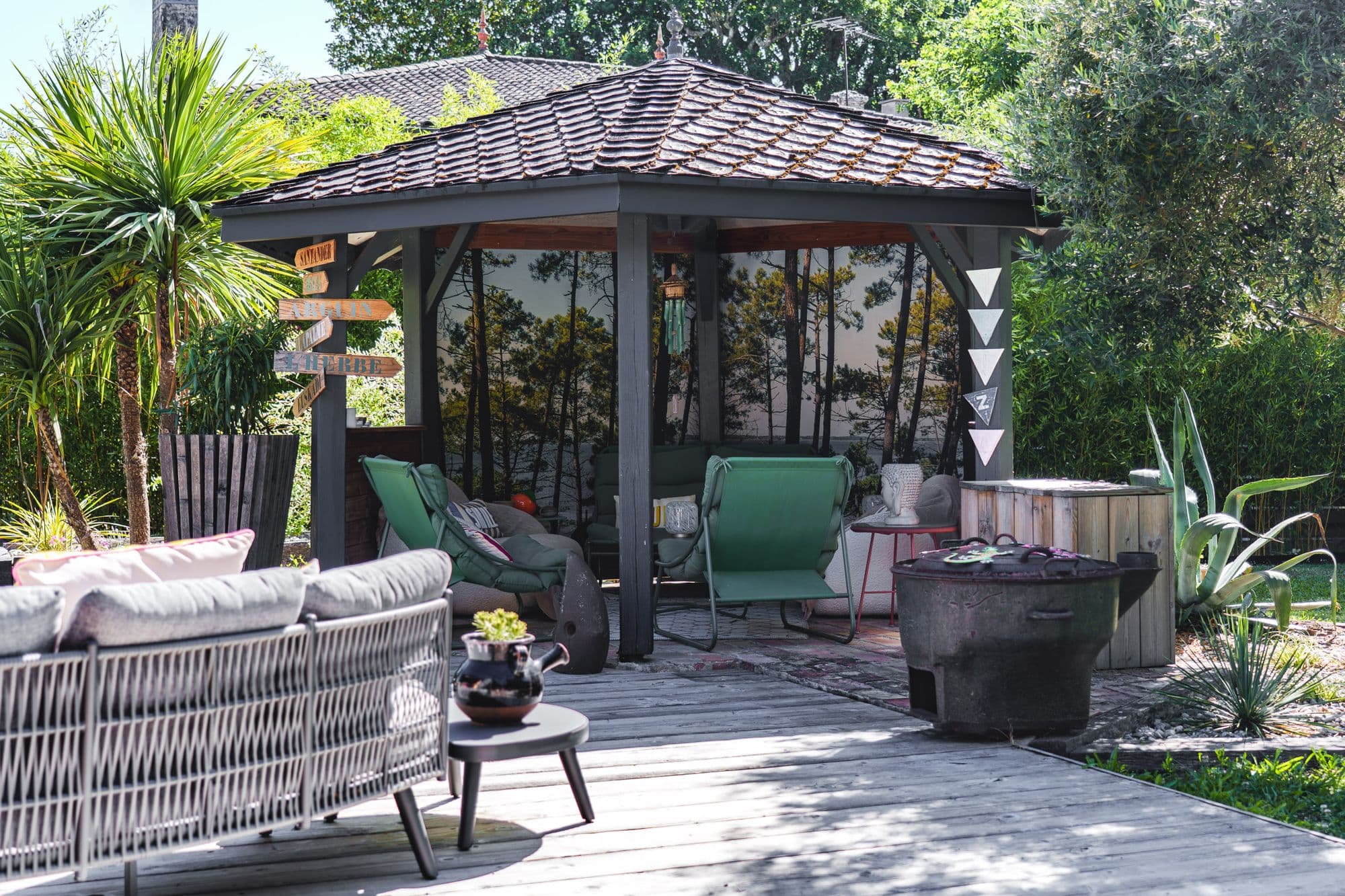 Le kiosque et son salon intime